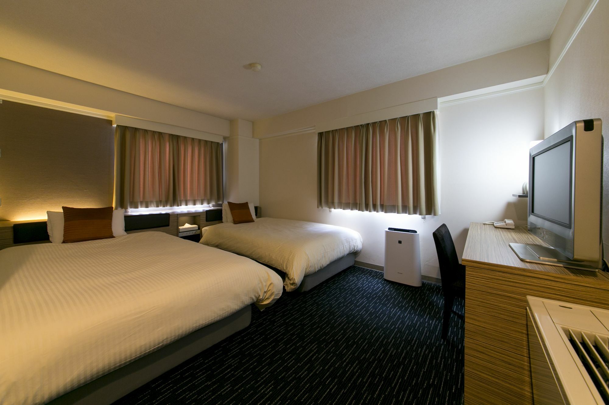 Plaza Hotel Toyota Toyota  Bagian luar foto