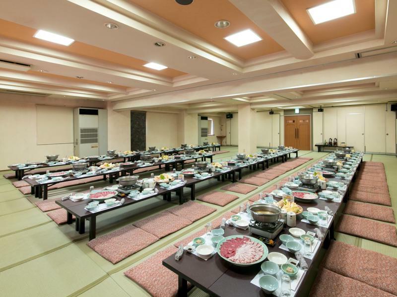 Plaza Hotel Toyota Toyota  Bagian luar foto