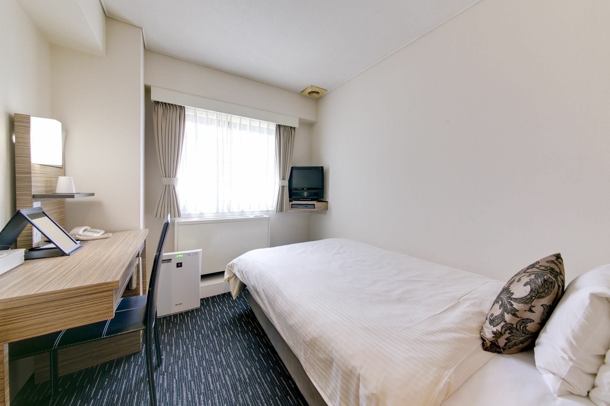 Plaza Hotel Toyota Toyota  Bagian luar foto